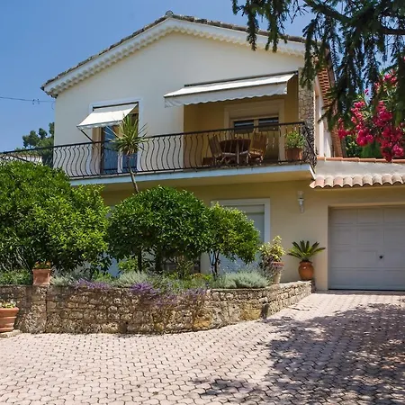 Villa Sleeps 6 Pool Air Con Wifi *